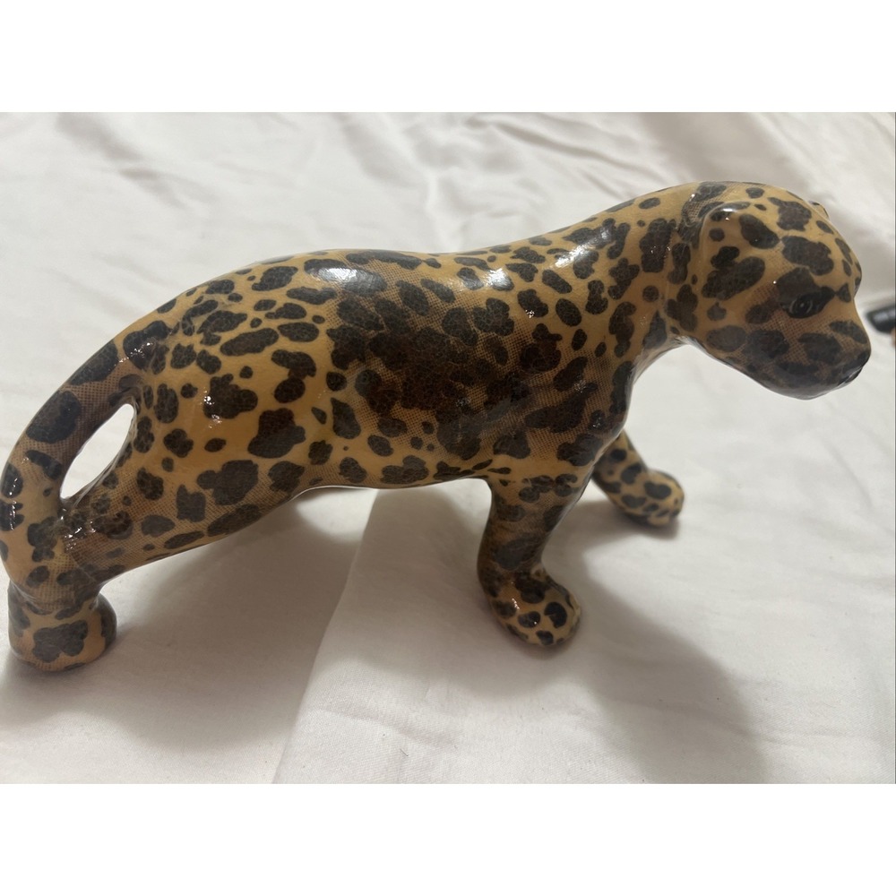 Vintage Paper Mache Leopard Jaguar Figurine – Glossy Hand Painted - 5"H 9"L - Picture 2 of 7